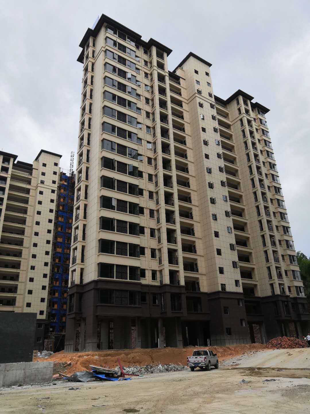 ����ʩ��